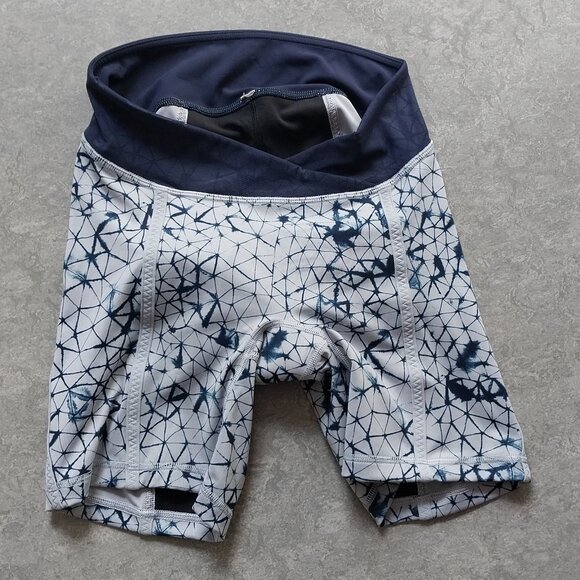 Lululemon Pedal Pace Bike Shorts w/ Padding 6 - Picture 2 of 10